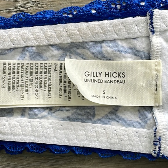 NWOT Gilly Hicks Ruched Bandeau Top  Size S - Picture 5 of 5